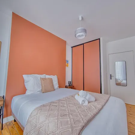 Excellence Sarrail Apartment Reims